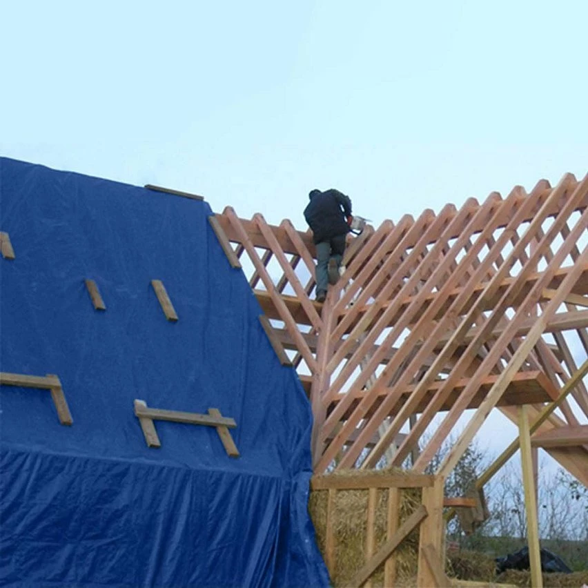 Hot Sale ✔️ TECPLAST Bâche Toiture 8x9 m 680TO Bleue - Qualité 10 ans - Bâche d'étanchéité pour Couvreur et Charpentier - Made in France ✔️ 7 Hot Sale ✔️ TECPLAST Bâche Toiture 8x9 m 680TO Bleue - Qualité 10 ans - Bâche d'étanchéité pour Couvreur et Charpentier - Made in France ✔️ – Image 7