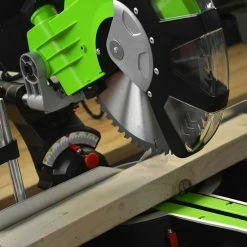 Outlet ⭐ Scie à onglets radiale 2100W - 305mm - Constructor 🌟 -Sam Outillage STORE 5411074210182 5