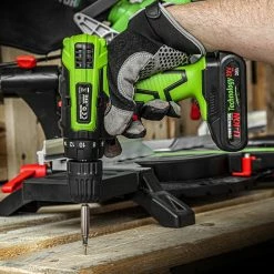 Flash Sale 🛒 Perceuse visseuse 20V lithium-2 batteries - Chargeur rapide - Constructor 😀 9 Flash Sale 🛒 Perceuse visseuse 20V lithium-2 batteries - Chargeur rapide - Constructor 😀 -Sam Outillage STORE 5411074215422 5