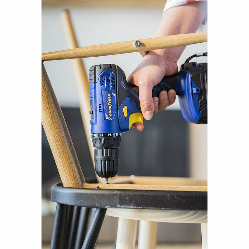 Top 10 ⌛ Perceuse-Visseuse sans fil 12V + Batterie Lithium 1,3Ah Éclairage LED Goodyear GY2112D 😉 5 Top 10 ⌛ Perceuse-Visseuse sans fil 12V + Batterie Lithium 1,3Ah Éclairage LED Goodyear GY2112D 😉 – Image 5